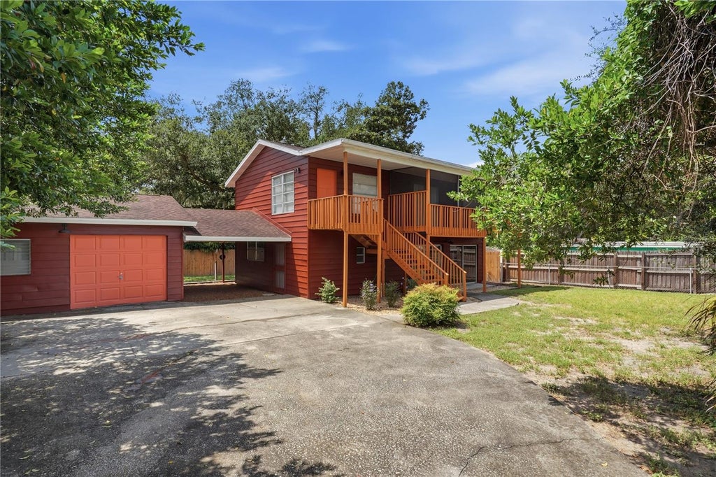Photo of 4921 E Regnas Avenue, Tampa, FL 33617 (MLS # TB8537112)