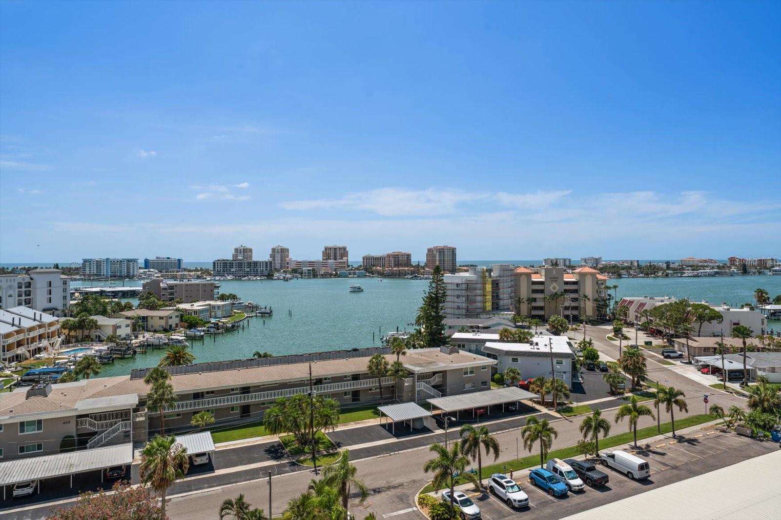 400 ISLAND WAY 904