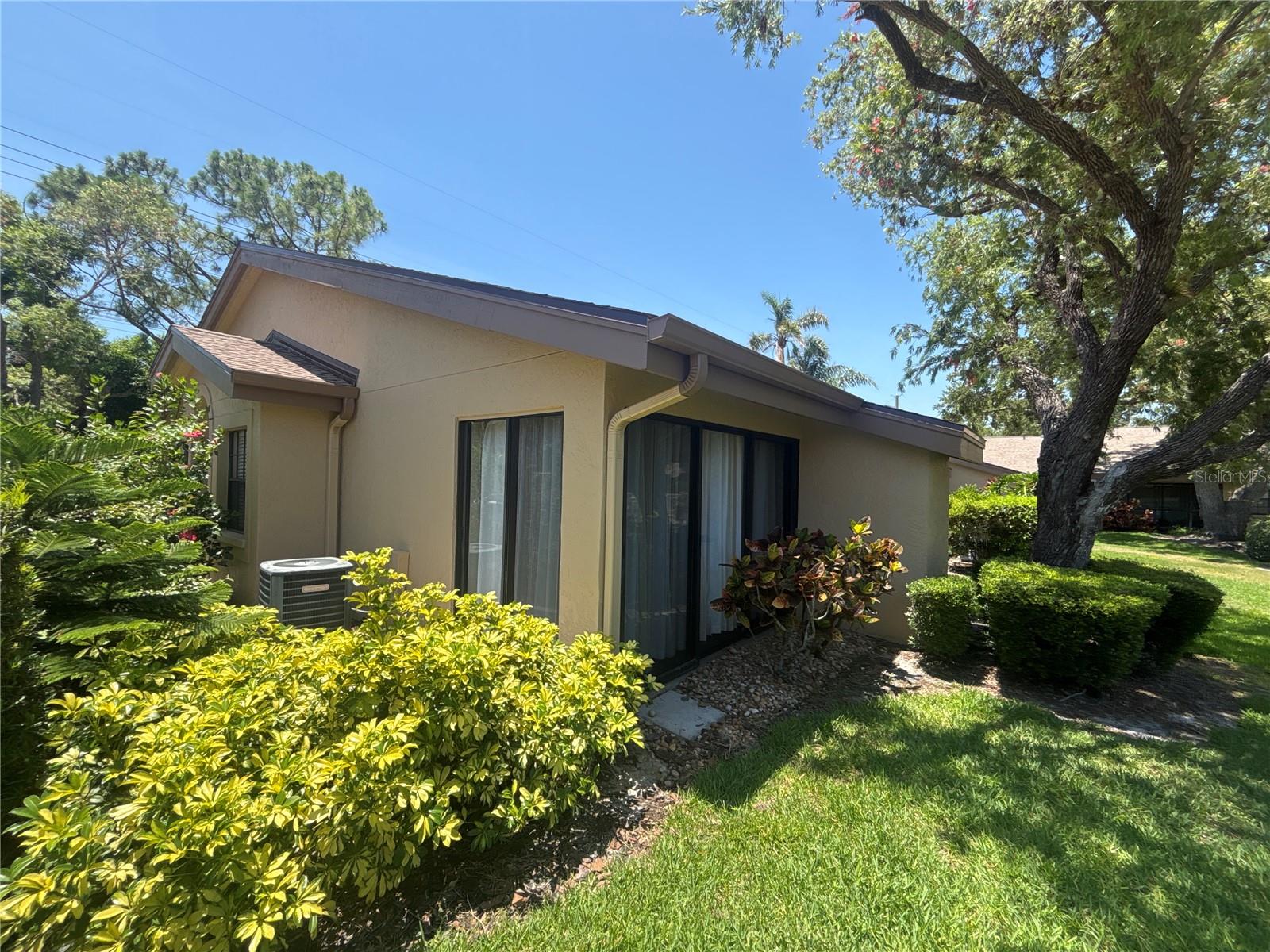 4558 MORNINGSIDE 43