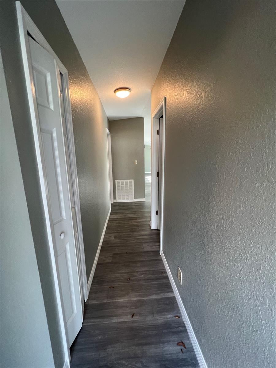 LAKE WALES ESTATES - Residential