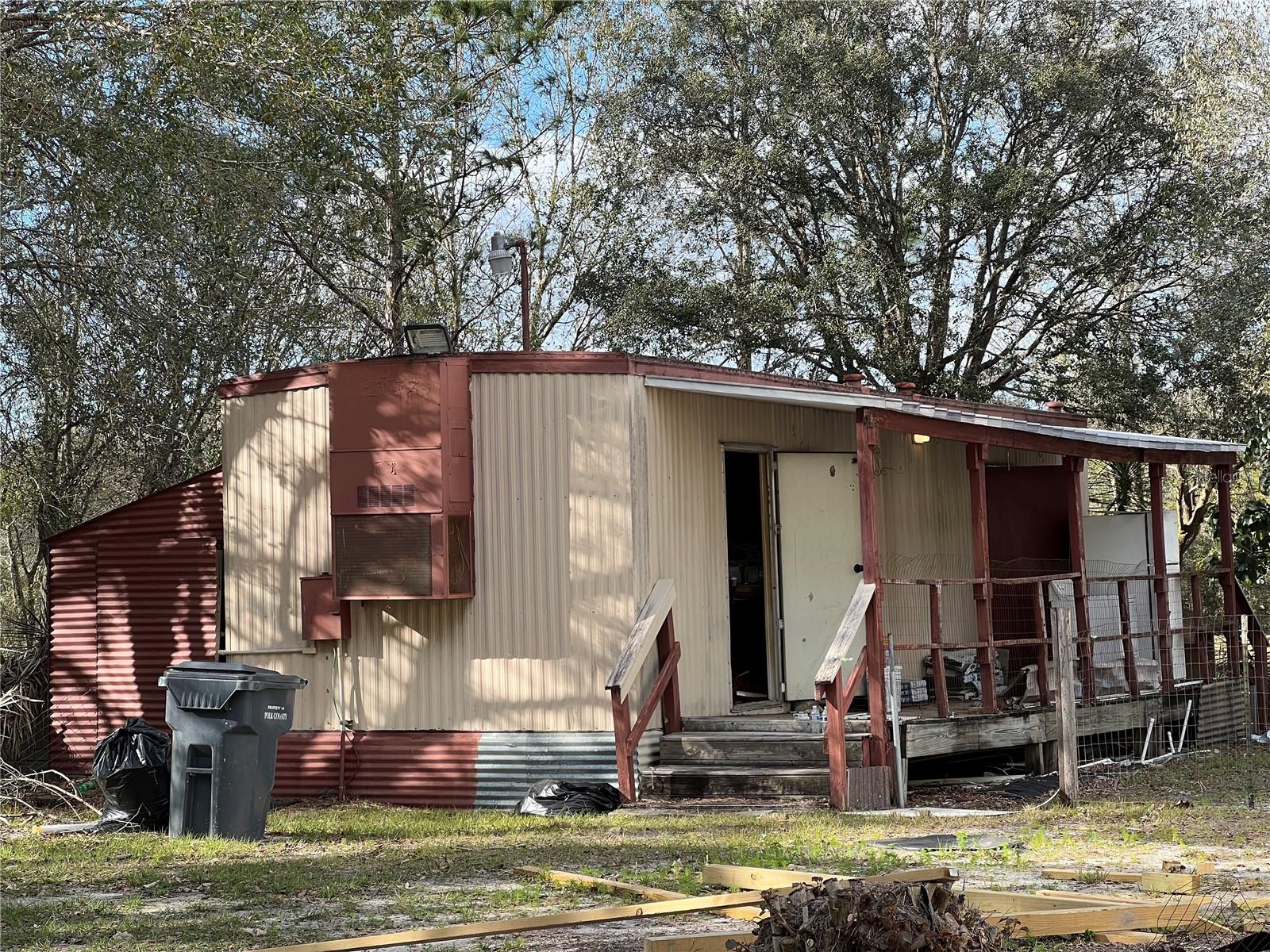 LAKE WALES ESTATES - Residential