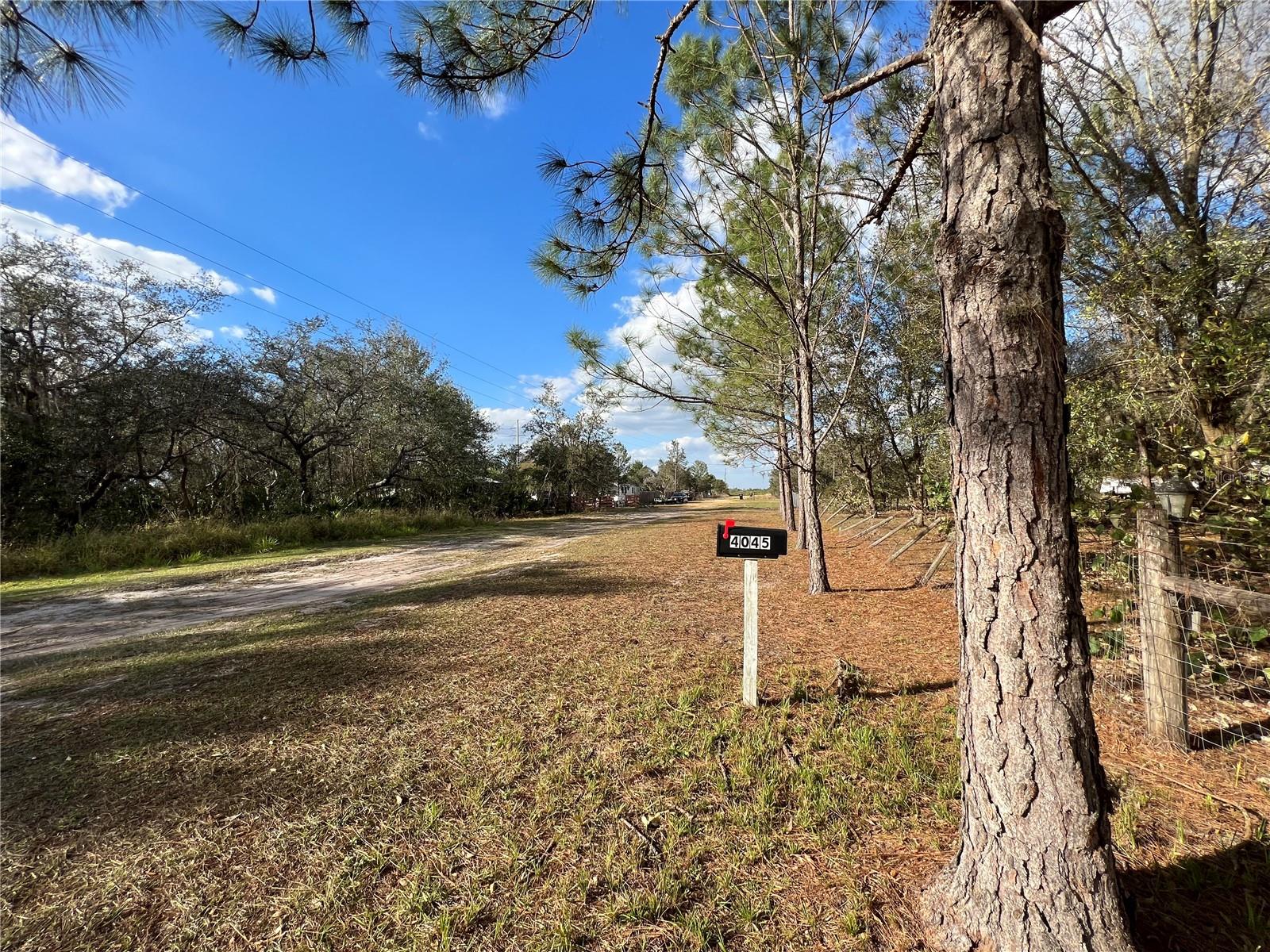 LAKE WALES ESTATES - Residential