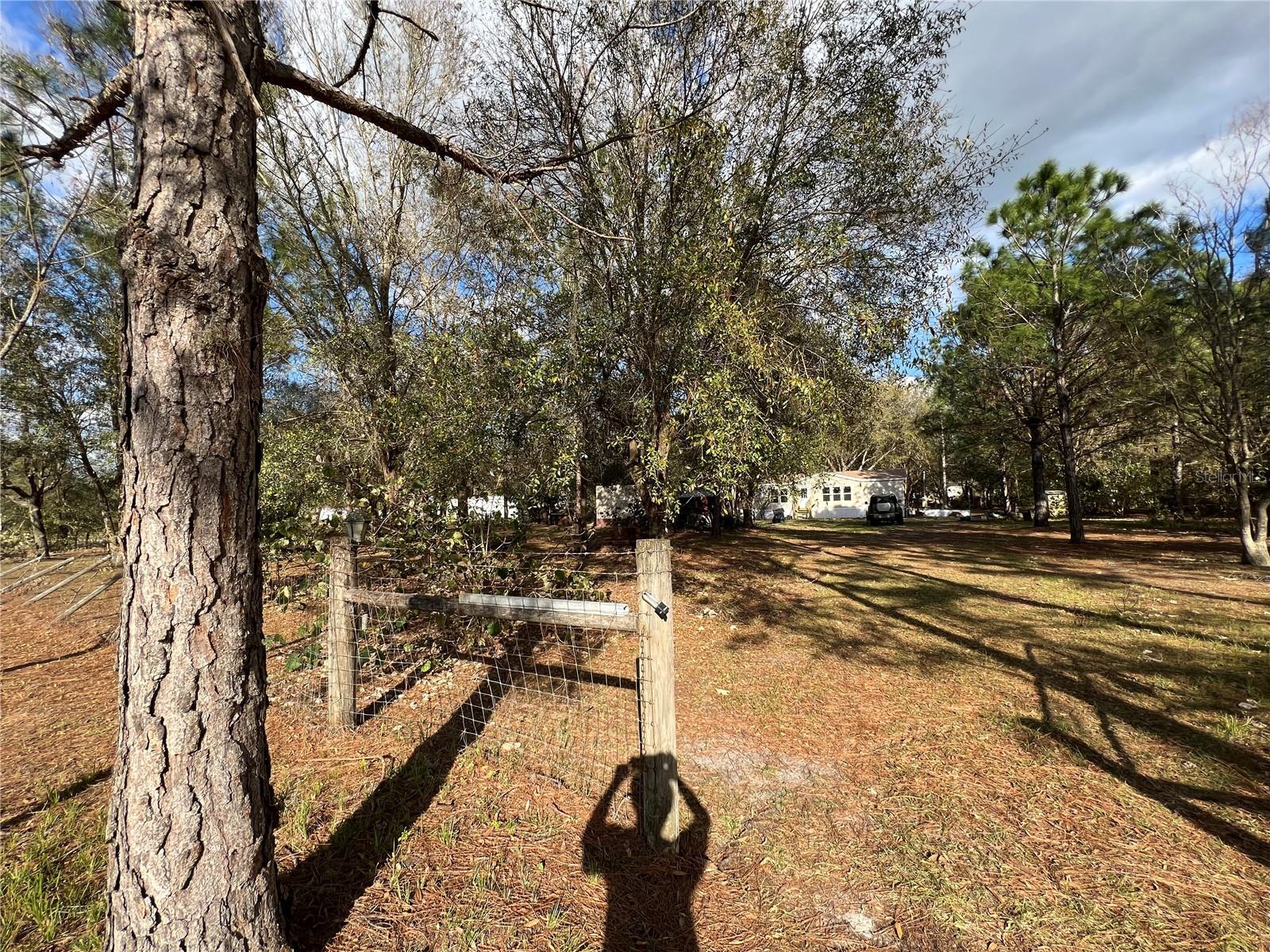 LAKE WALES ESTATES - Residential