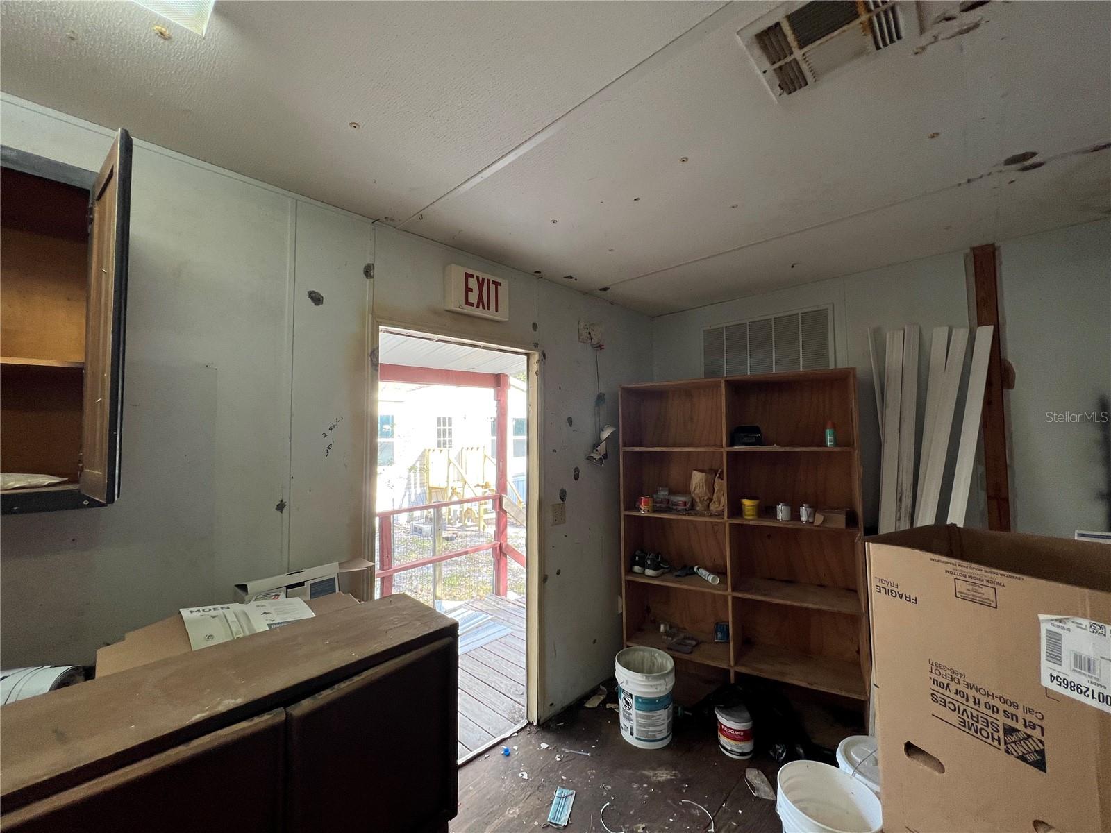 LAKE WALES ESTATES - Residential