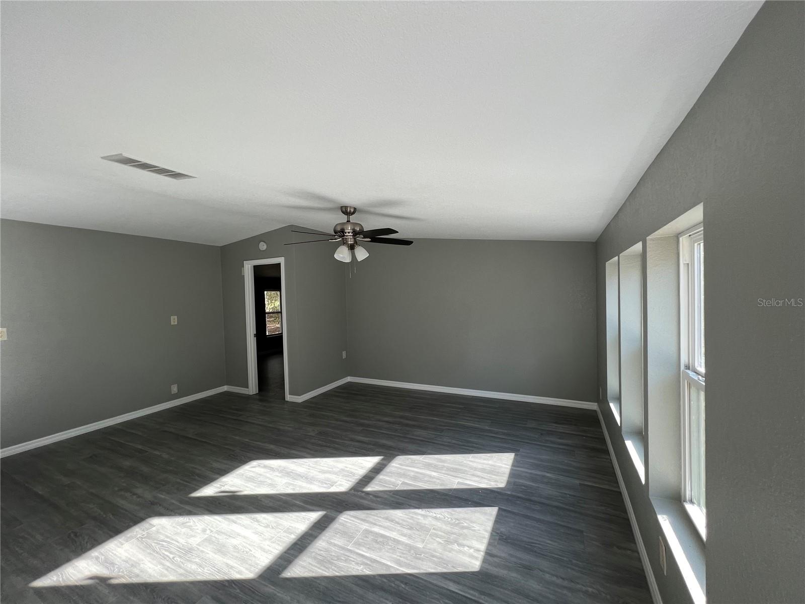 LAKE WALES ESTATES - Residential