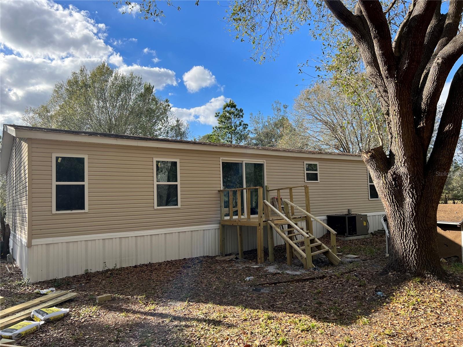 LAKE WALES ESTATES - Residential