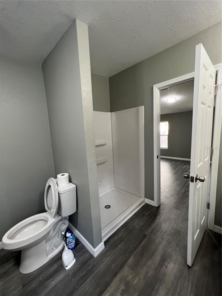 LAKE WALES ESTATES - Residential