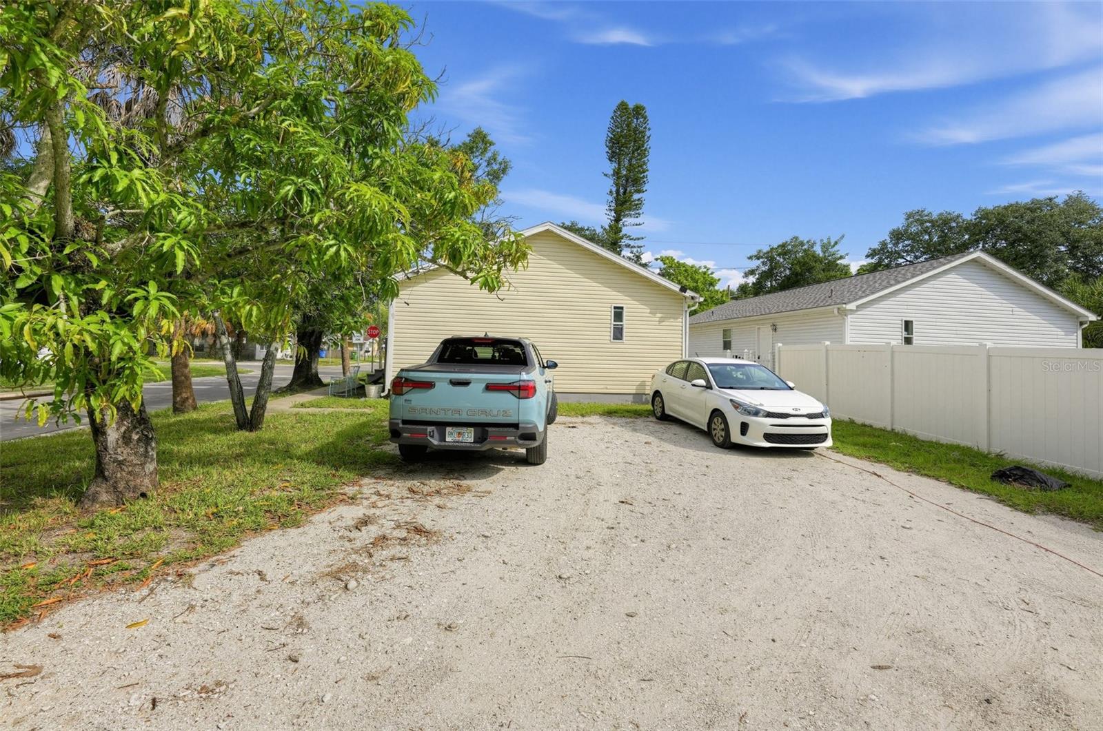 521 12TH AVENUE W, BRADENTON, FL, 34205 1 521 12TH AVENUE W