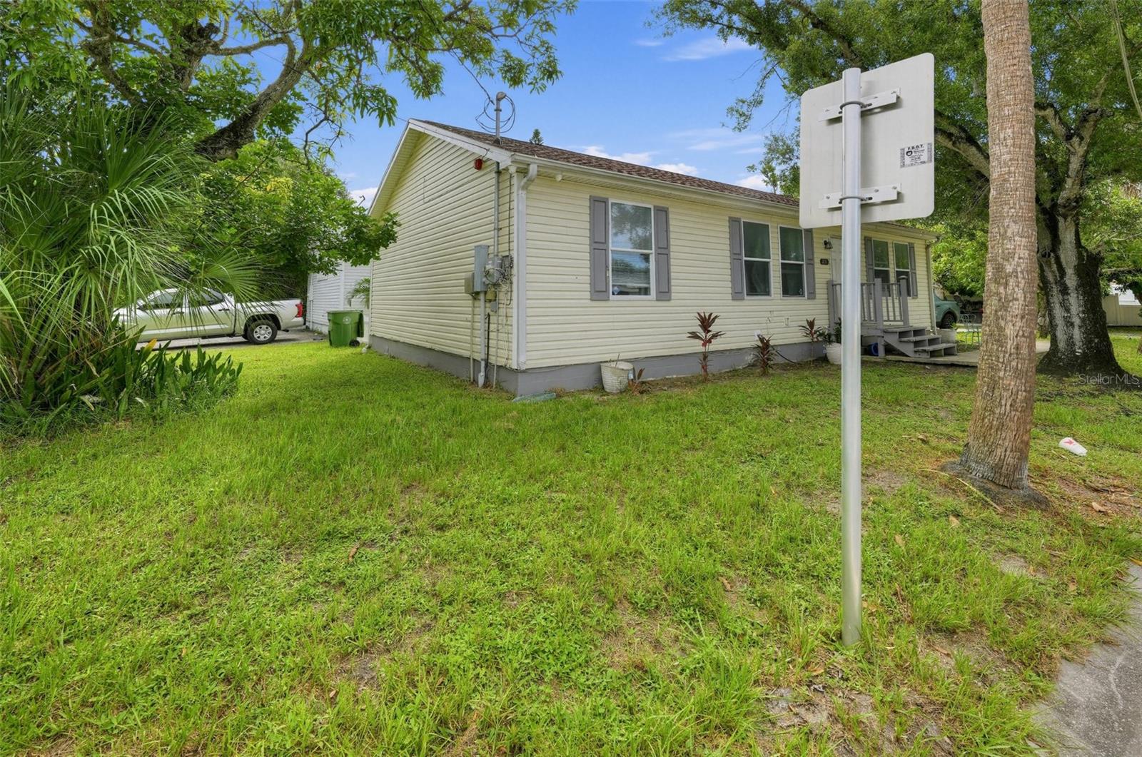 521 12TH AVENUE W, BRADENTON, FL, 34205 2 521 12TH AVENUE W