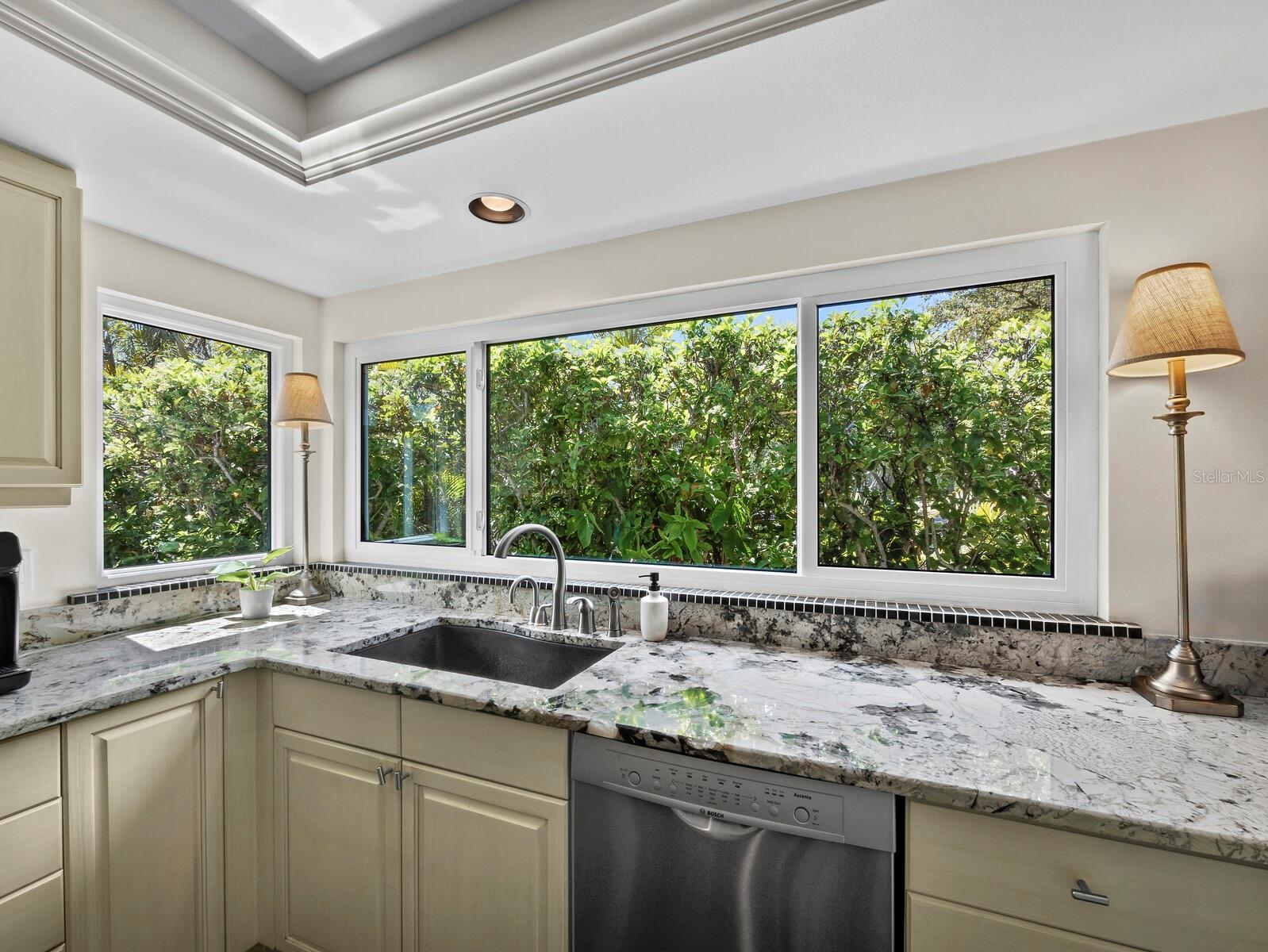 WINDING OAKS - Residential