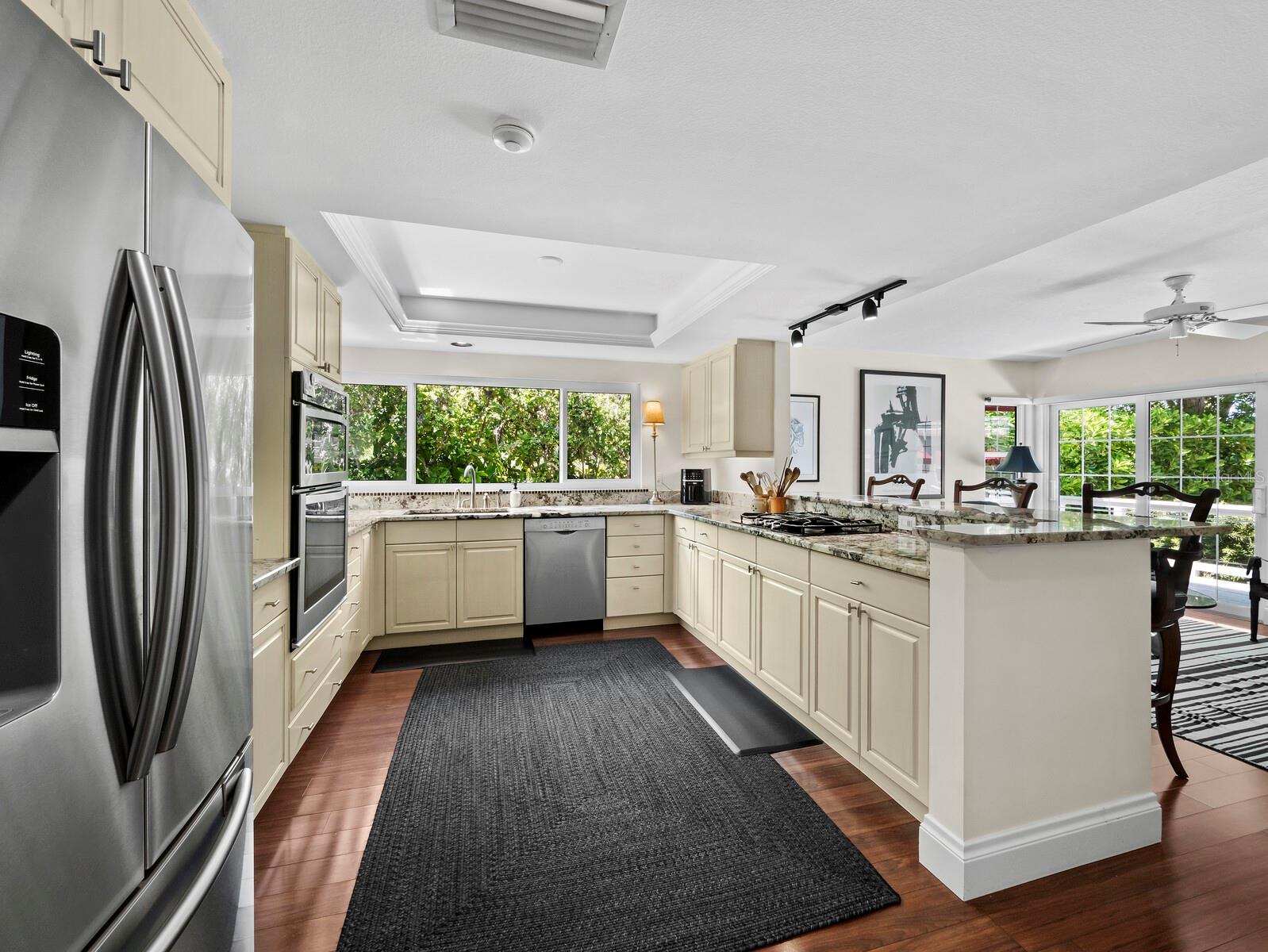 WINDING OAKS - Residential