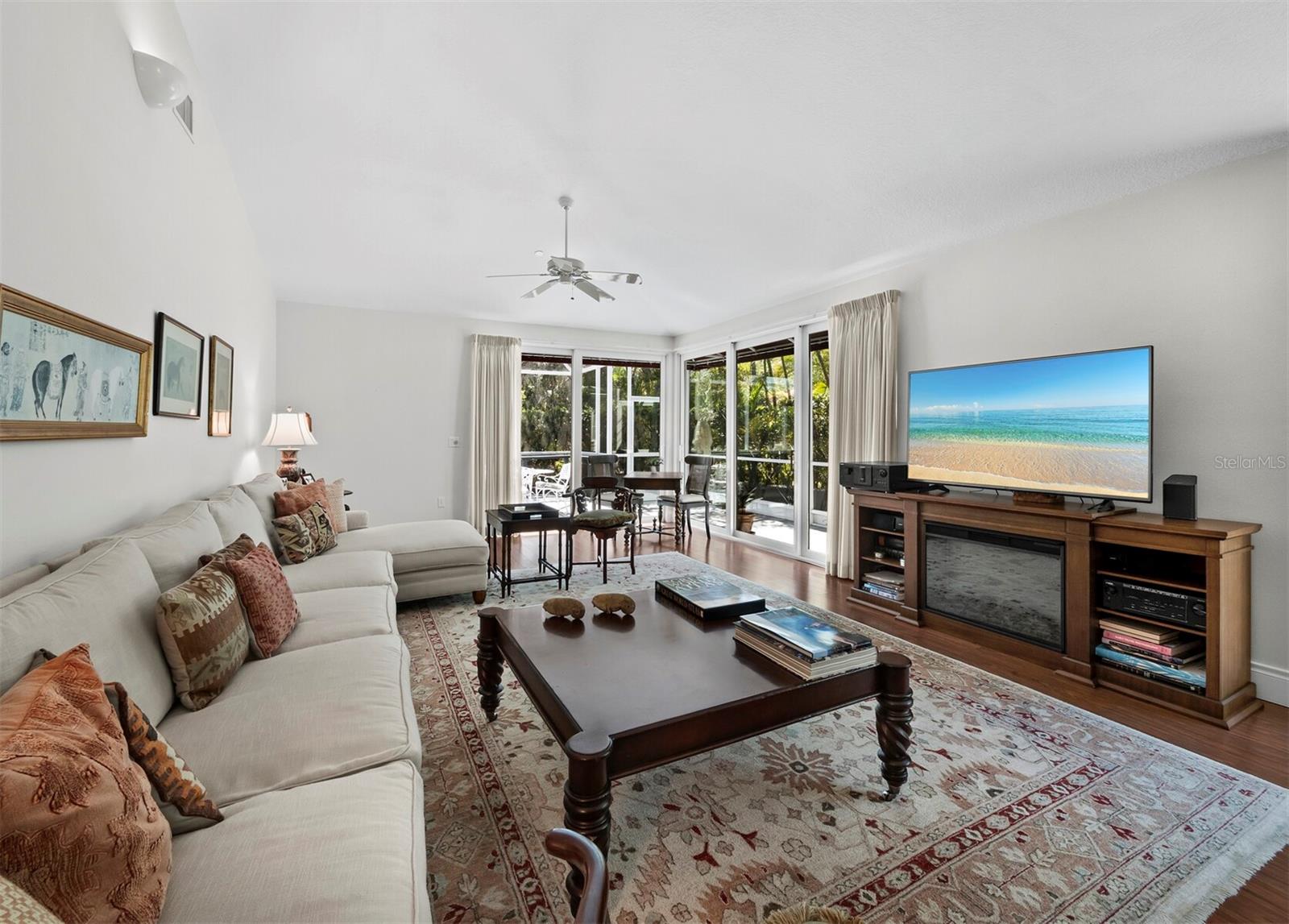 WINDING OAKS - Residential