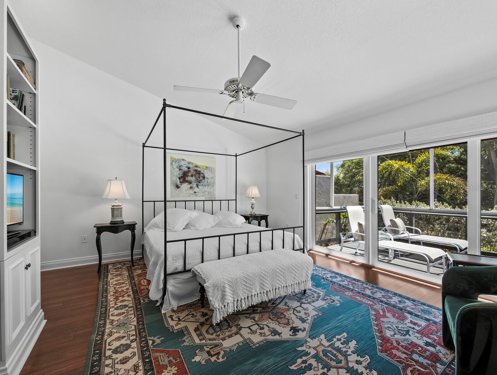 WINDING OAKS - Residential