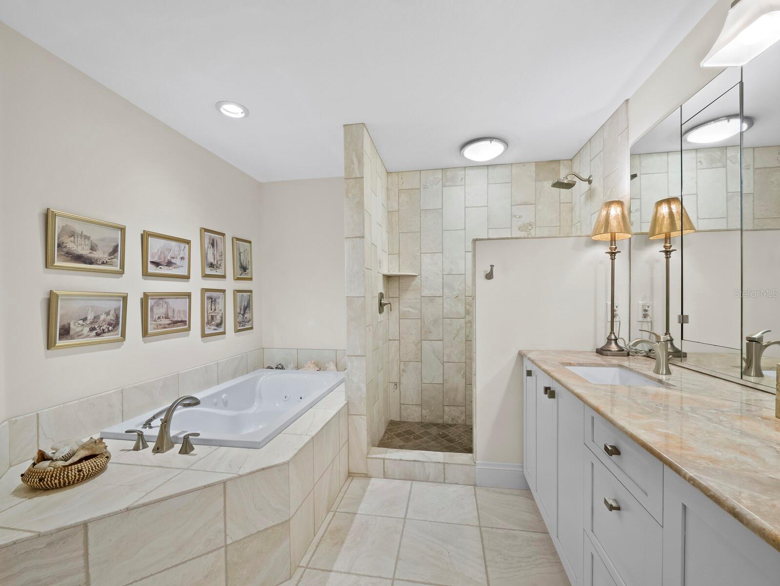 WINDING OAKS - Residential