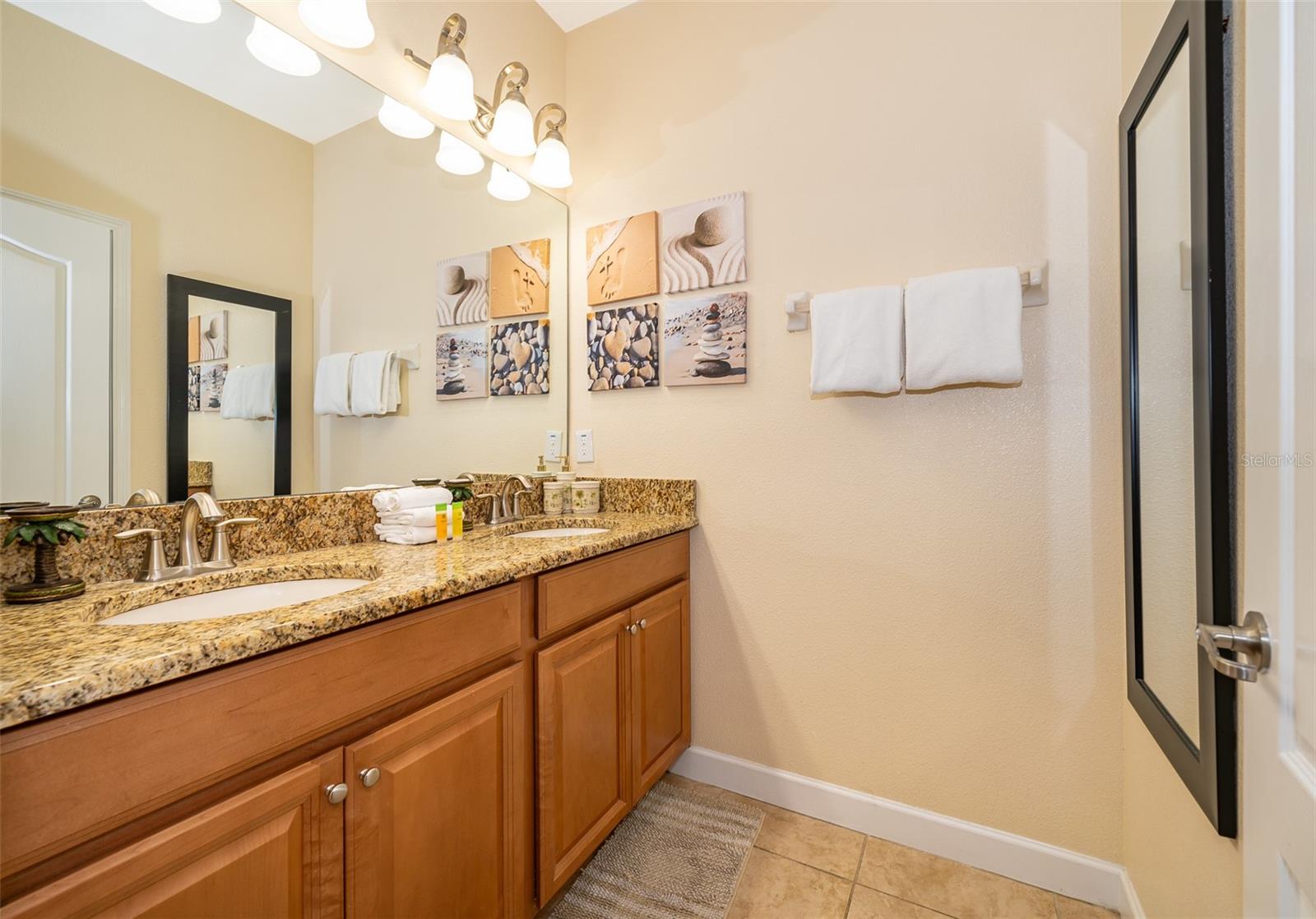 PARADISE PALMS RESORT PH 2 - Residential