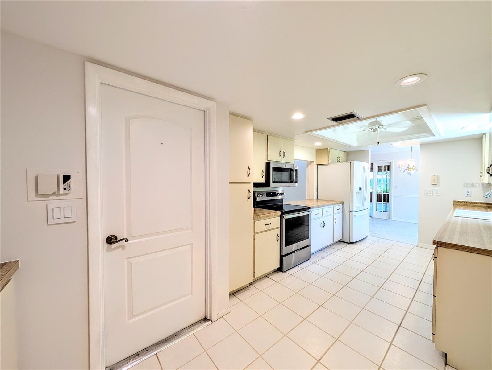 THE OAKS PH 4 - Residential