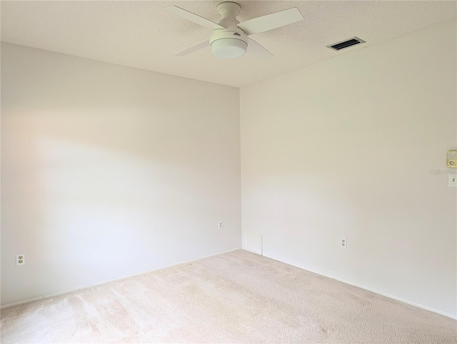 THE OAKS PH 4 - Residential