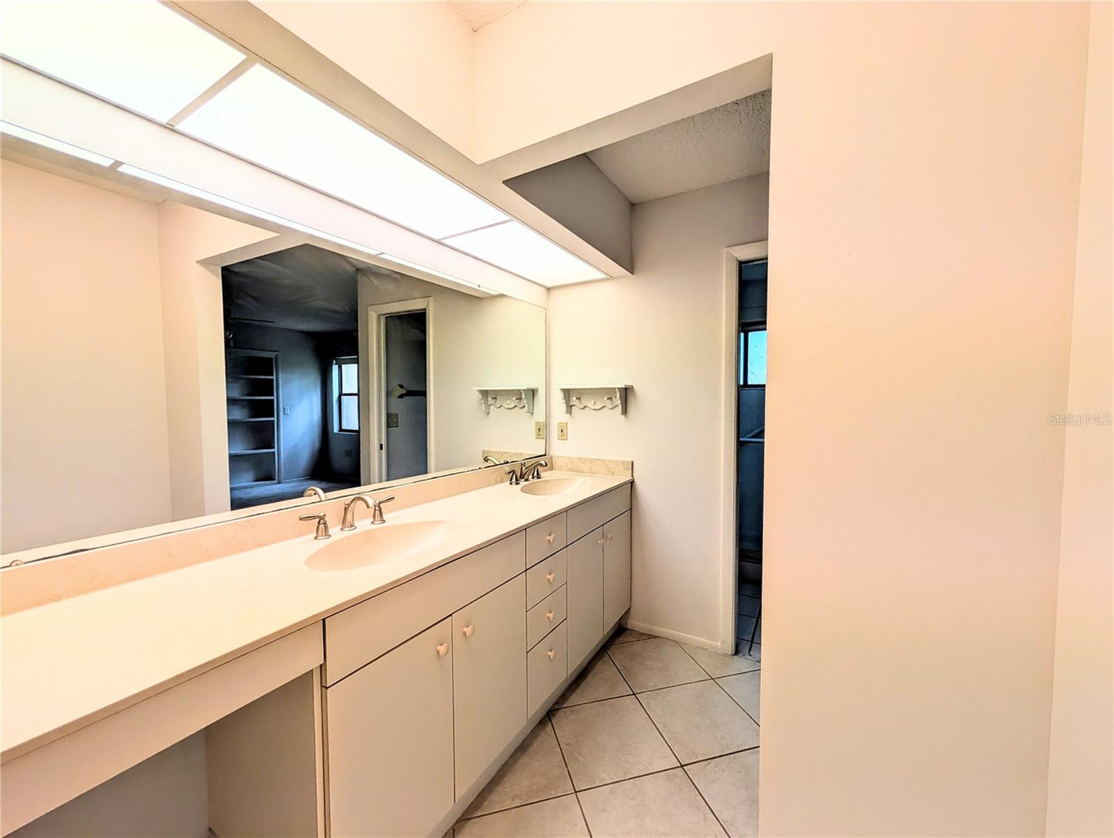 THE OAKS PH 4 - Residential