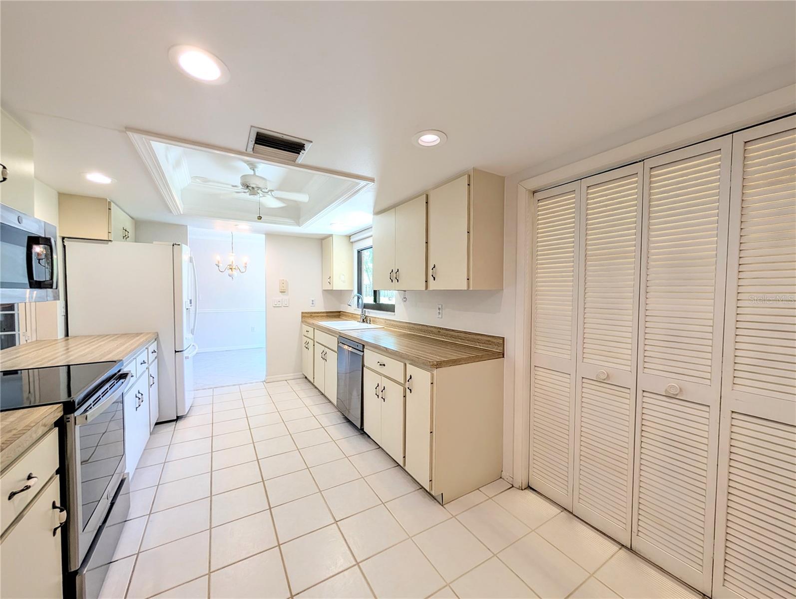 1509 WILLOW OAK CIRCLE 53