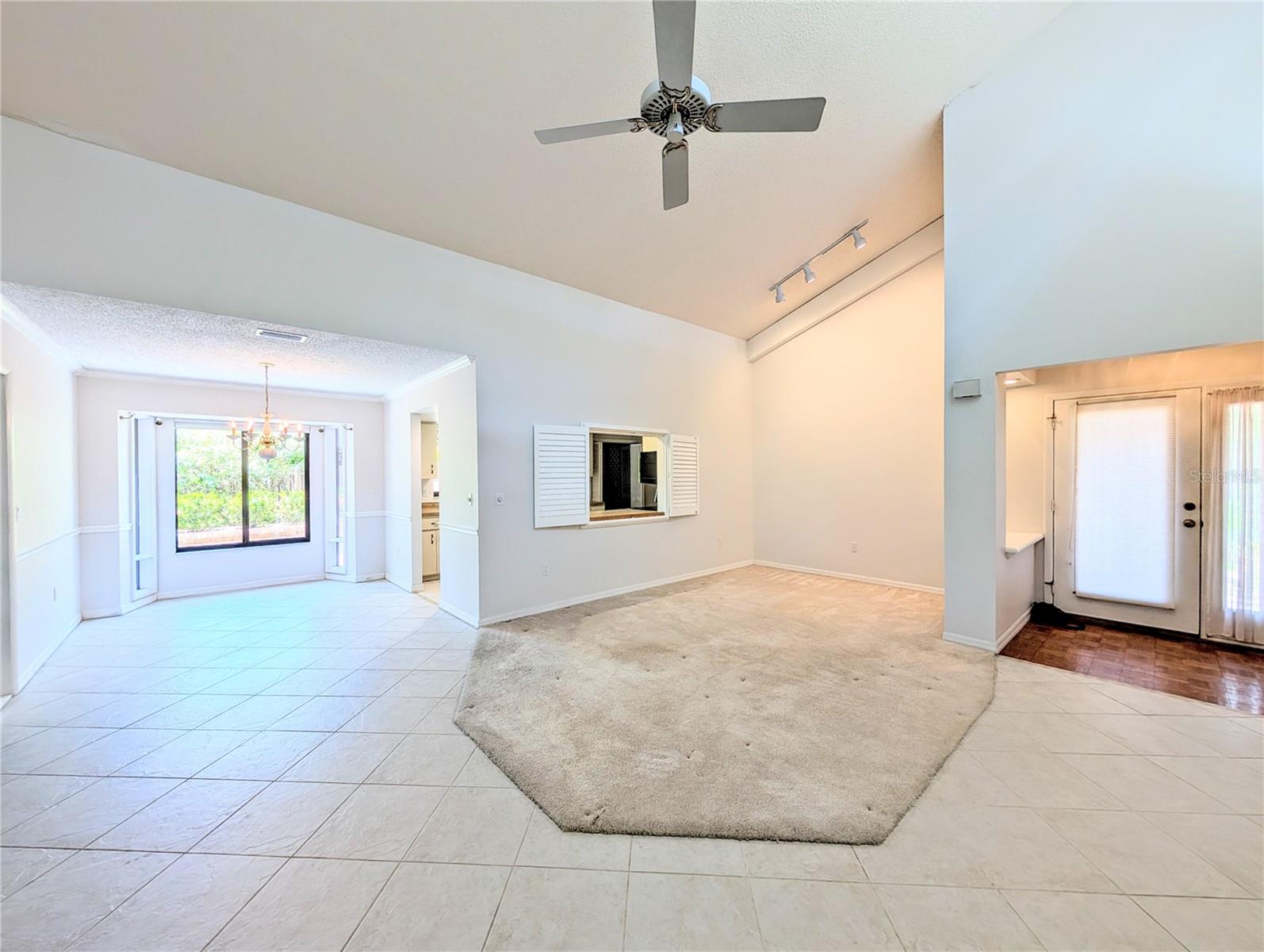 THE OAKS PH 4 - Residential