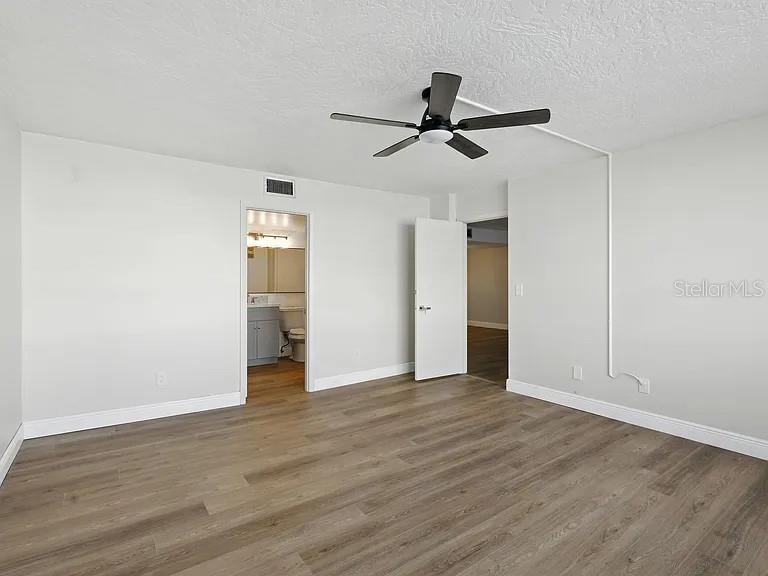 BAY ISLAND GROUP 9 - Residential Lease