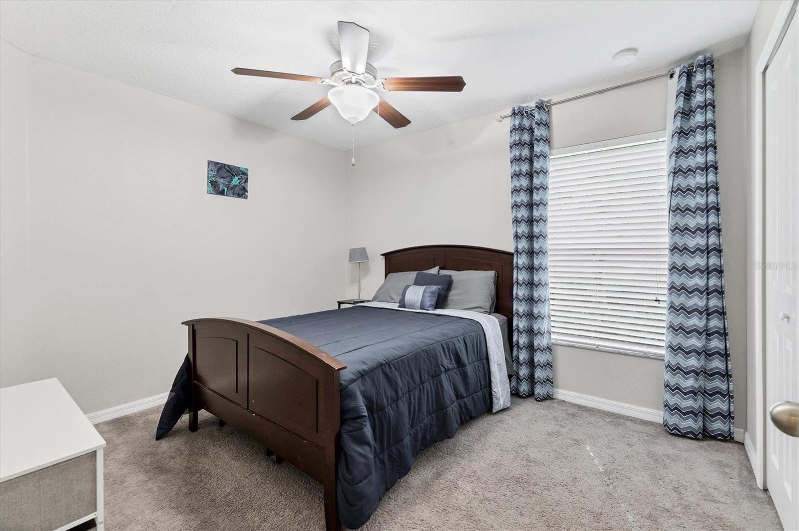 SUNSHINE VILLAGE PH 1A-1/1 - Residential Lease