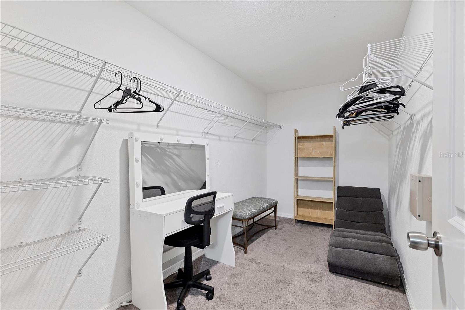 SUNSHINE VILLAGE PH 1A-1/1 - Residential Lease