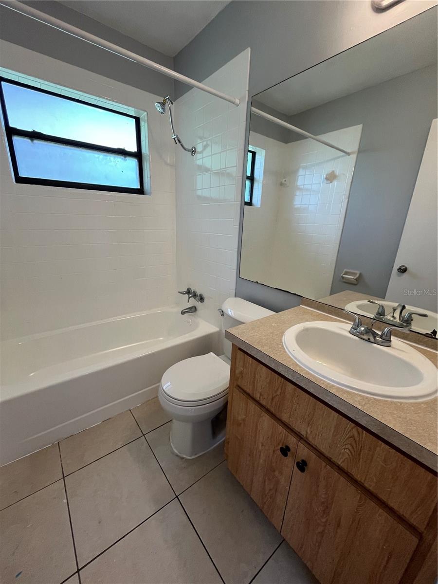 JAN PHYL VILLAGE UNIT 03 REP - Residential Lease