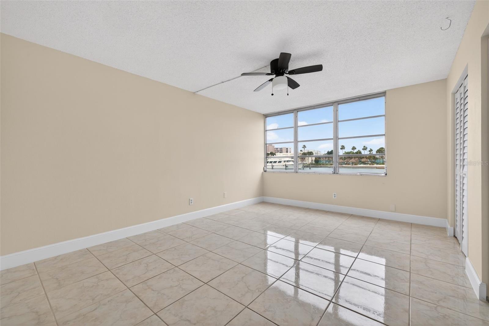 BAY ISLAND GROUP 4A - Residential