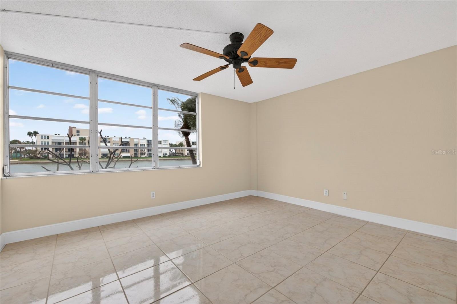 BAY ISLAND GROUP 4A - Residential