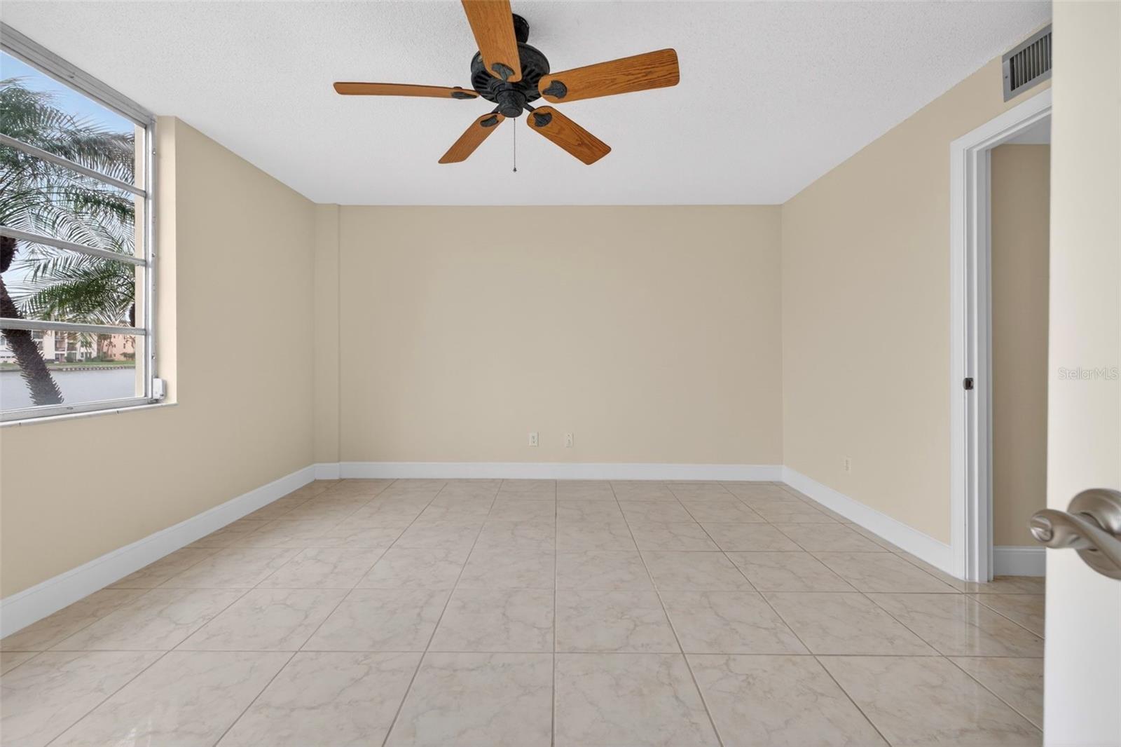 BAY ISLAND GROUP 4A - Residential