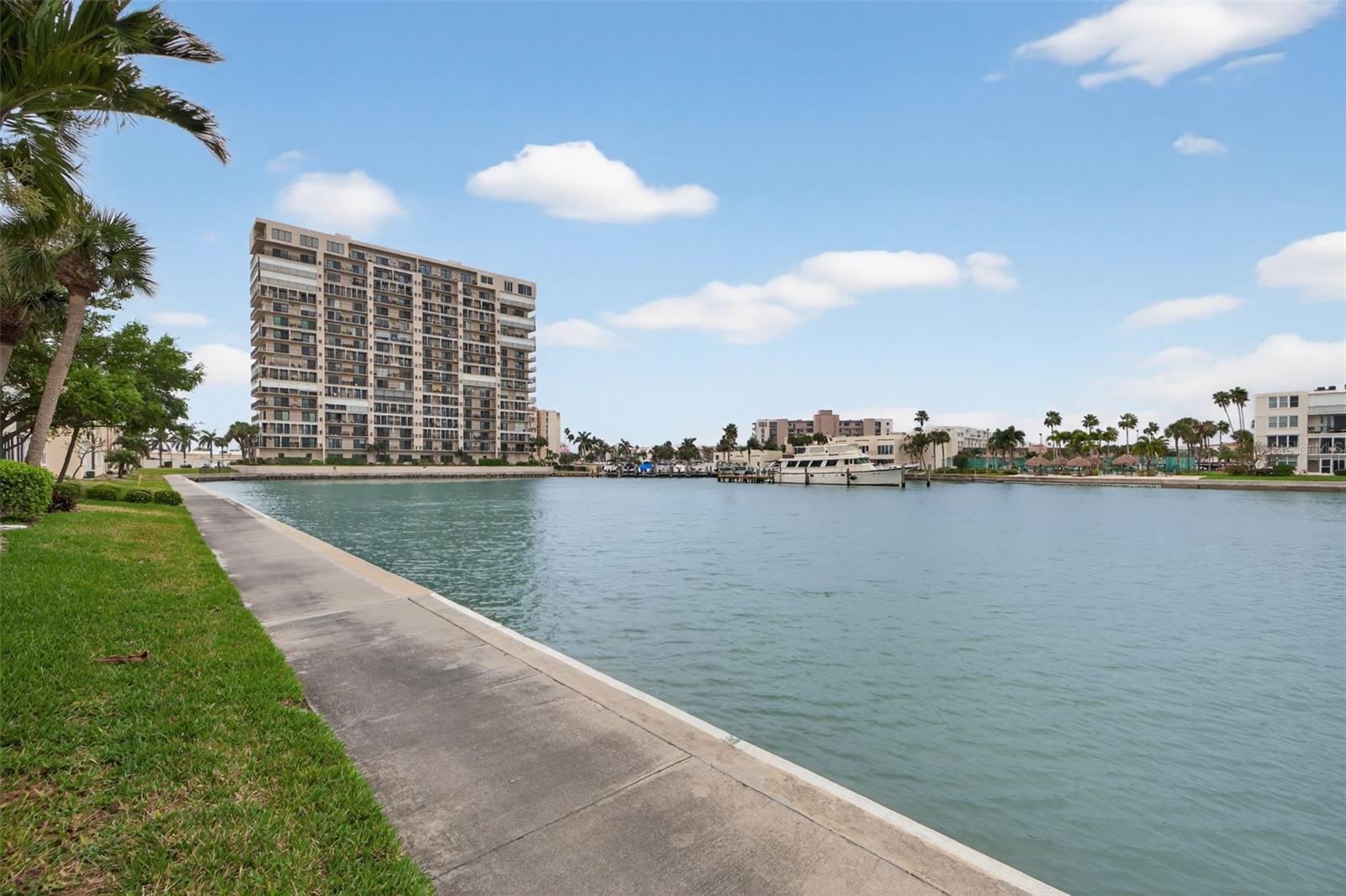 BAY ISLAND GROUP 4A - Residential