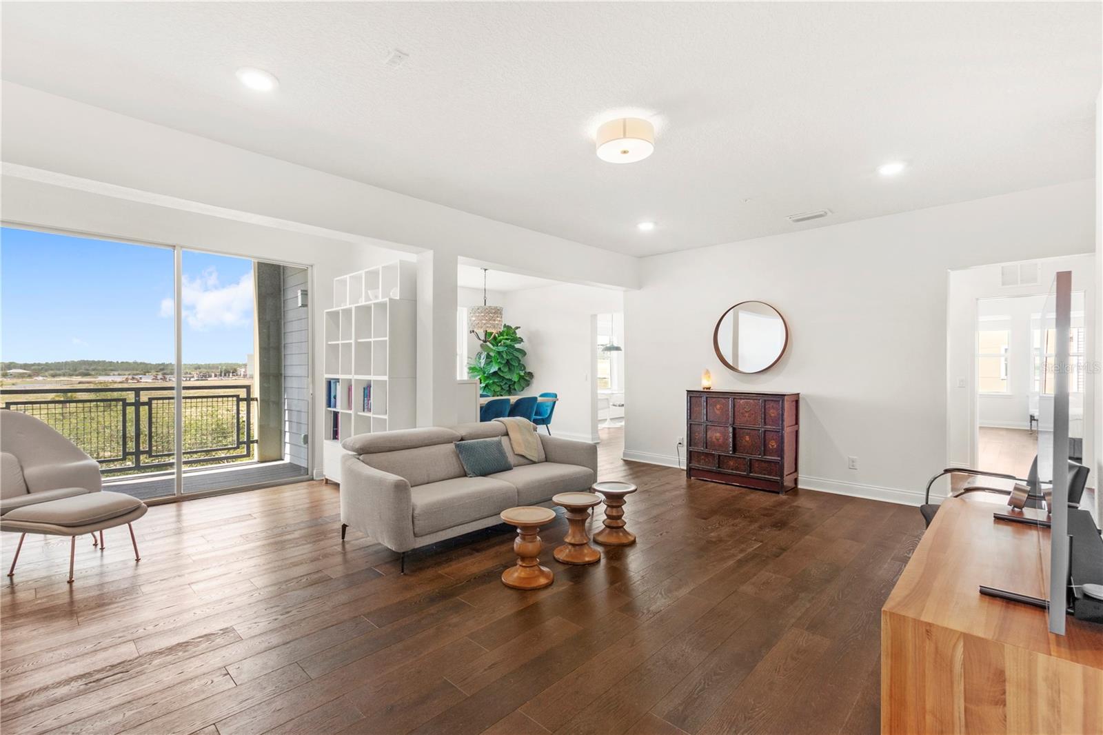 7573 LAUREATE BOULEVARD 1-307