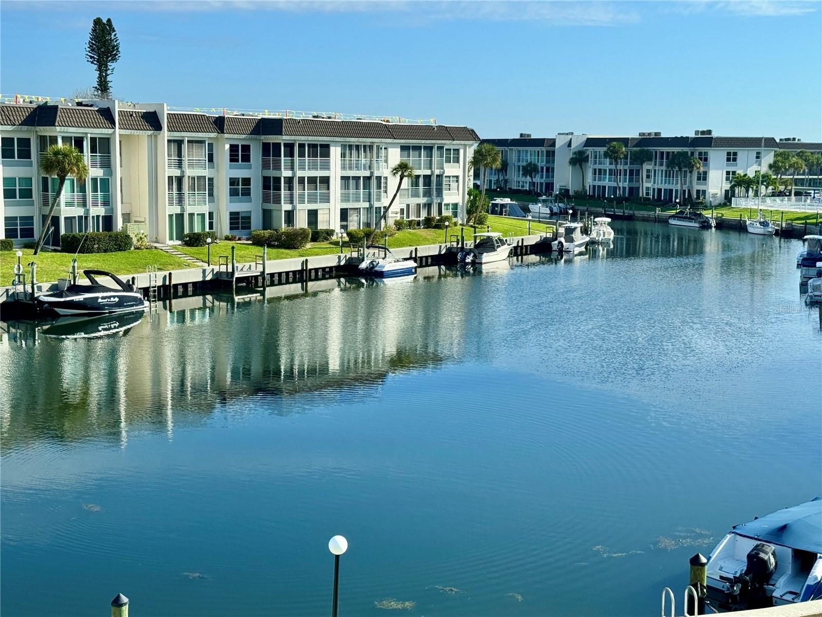 LONGBOAT HARBOUR - Residential