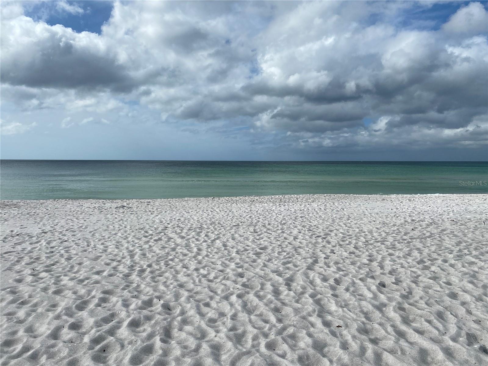 LONGBOAT HARBOUR - Residential