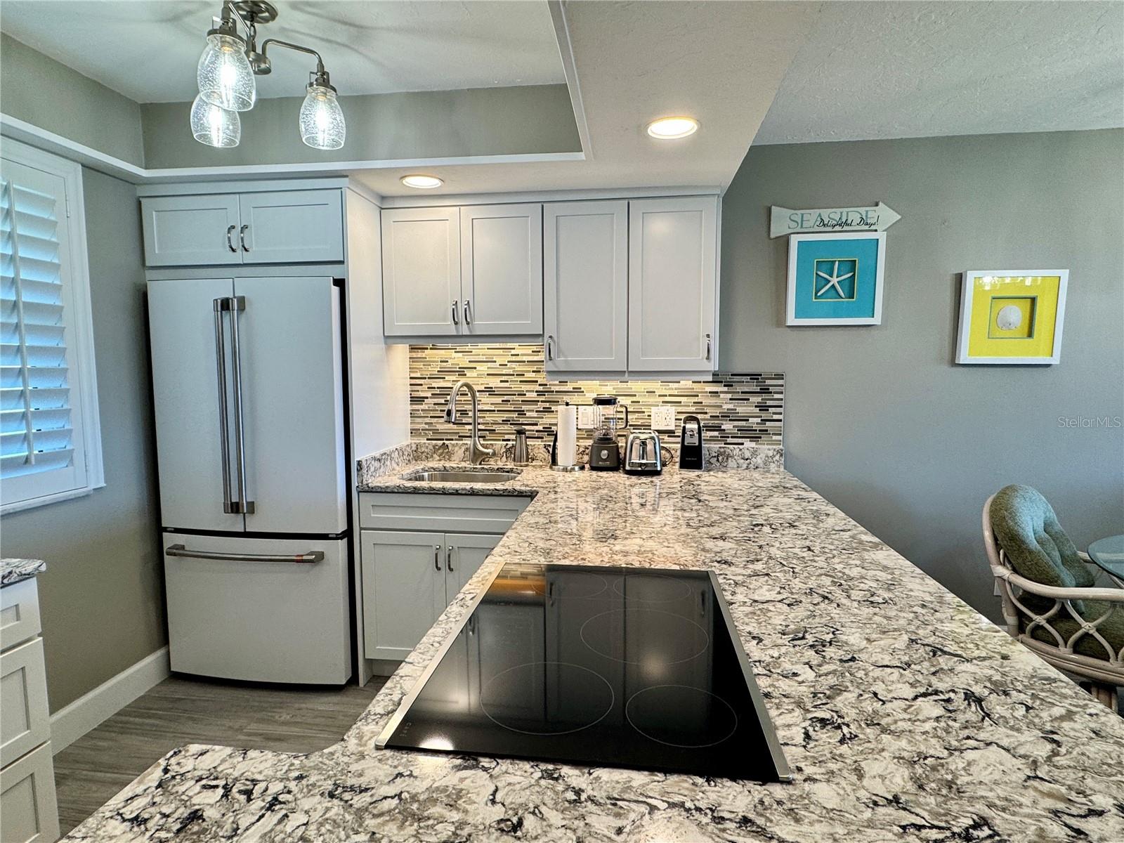 LONGBOAT HARBOUR - Residential