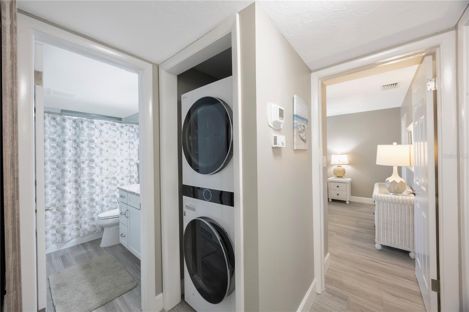 LONGBOAT HARBOUR - Residential