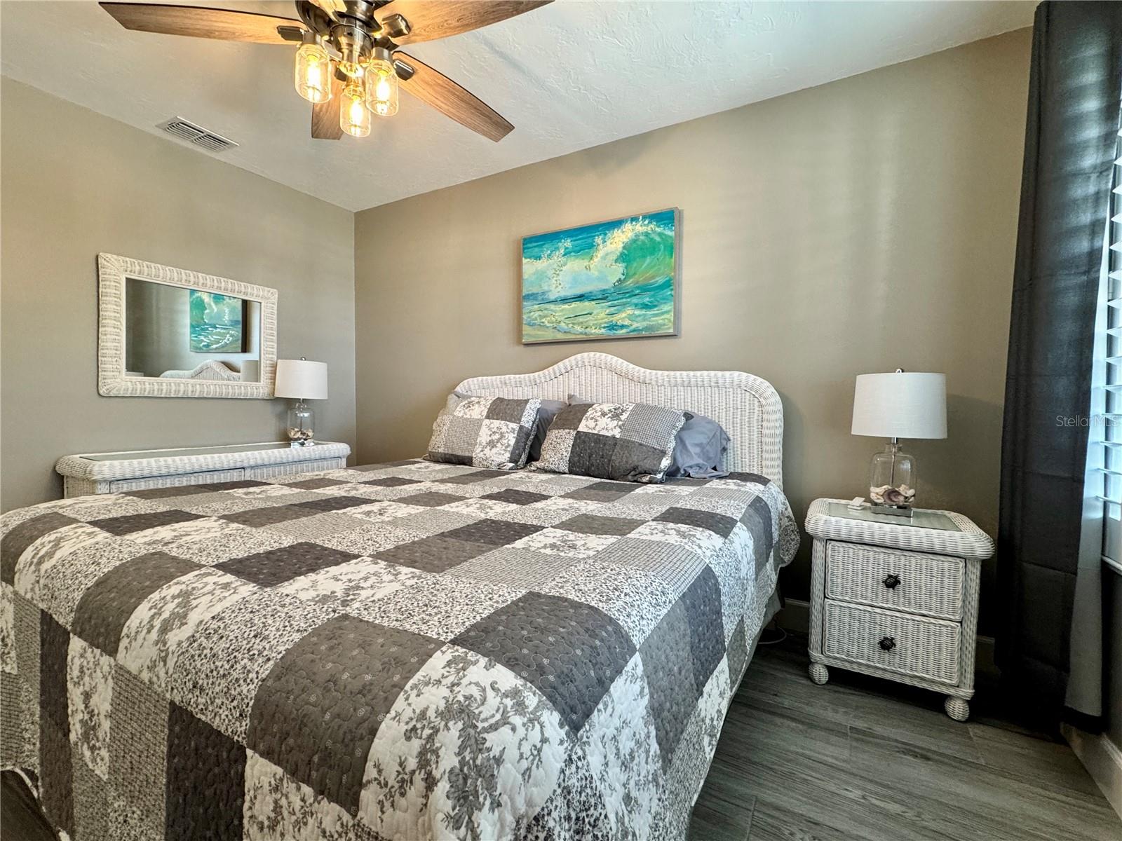 LONGBOAT HARBOUR - Residential