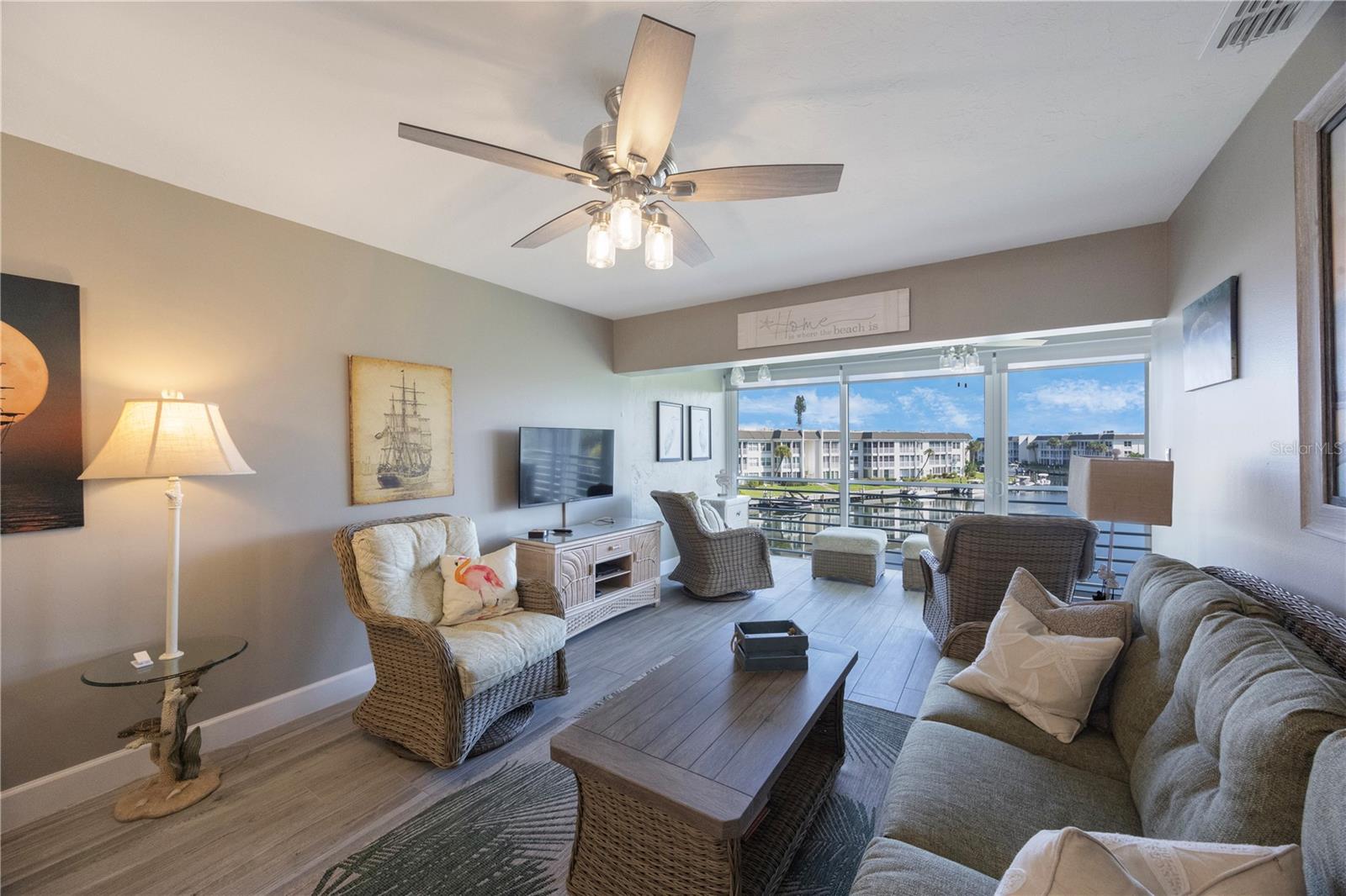 LONGBOAT HARBOUR - Residential