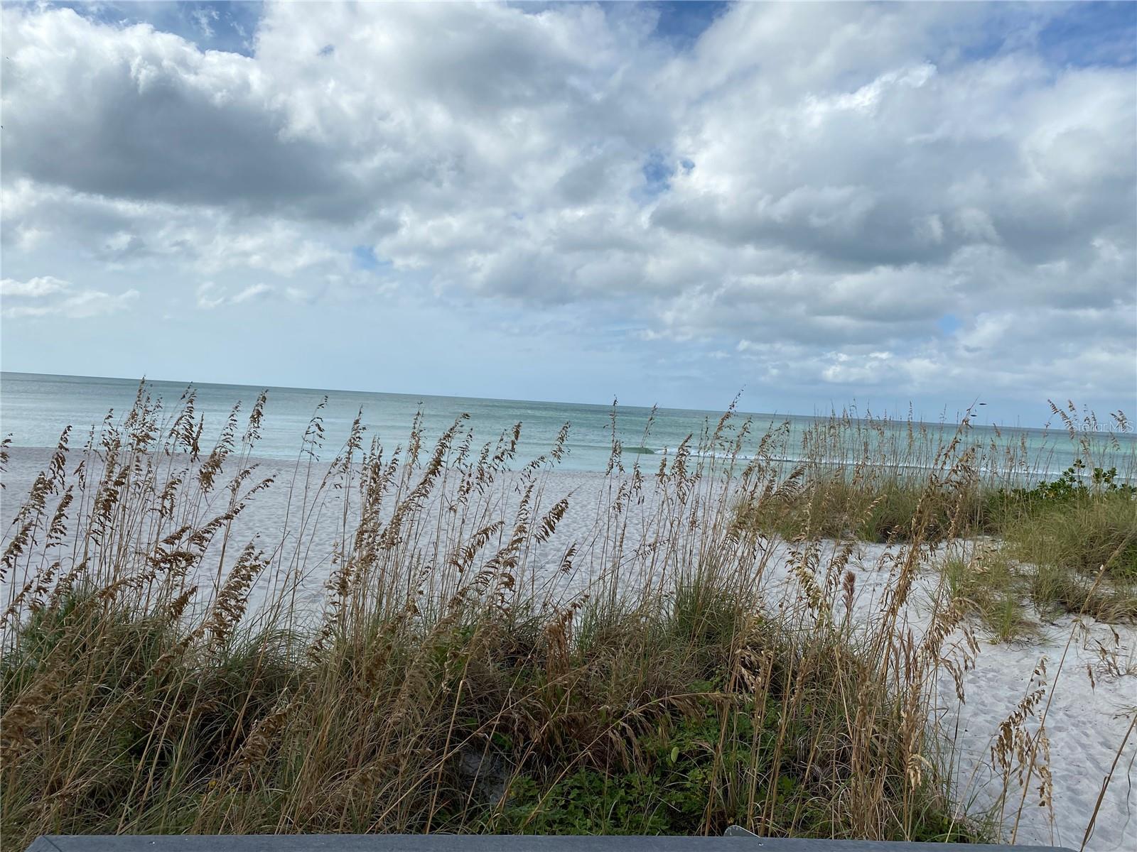 LONGBOAT HARBOUR - Residential