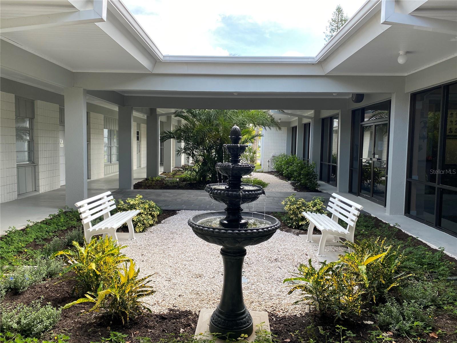 LONGBOAT HARBOUR - Residential