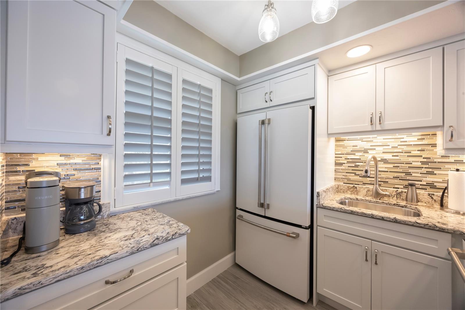 LONGBOAT HARBOUR - Residential