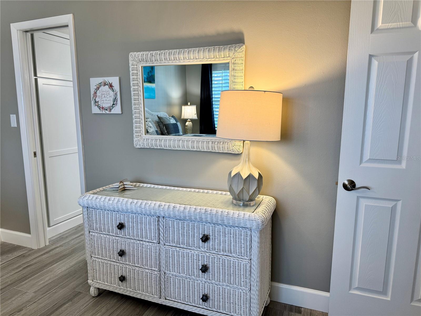 LONGBOAT HARBOUR - Residential