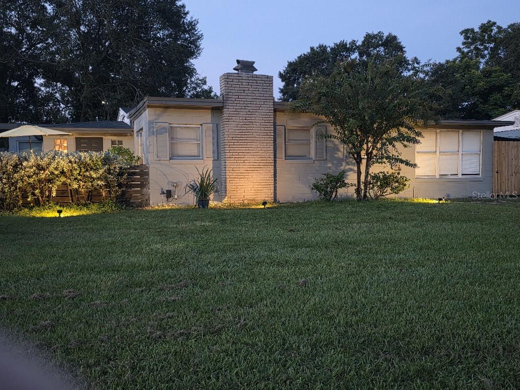 rsatile 4-Bed, 3-Bath Single Family Home with Income Potential in Orlando!
This unique property offers **multiple configurations** to suit your needs—live in one unit and rent the others, or use it all as a spacious single-family home! Currently set up as a **3-bed, 2-bath main home plus an attached 1-bed, 1-bath rented studio**, it could also be arranged as a **2-bed, 1-bath main house with two income-generating studios** (each with a bedroom, bathroom, and kitchenette). Perfect for homeowners seeking rental income or investors looking for a turnkey opportunity!
