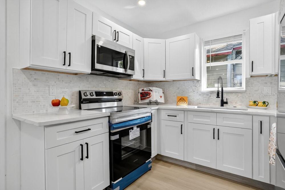 FLORAL VILLA ESTATES REP - Residential
