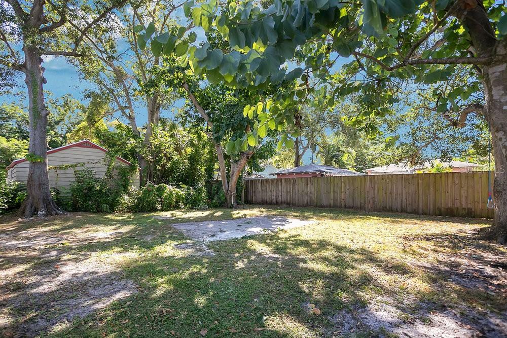FLORAL VILLA ESTATES REP - Residential