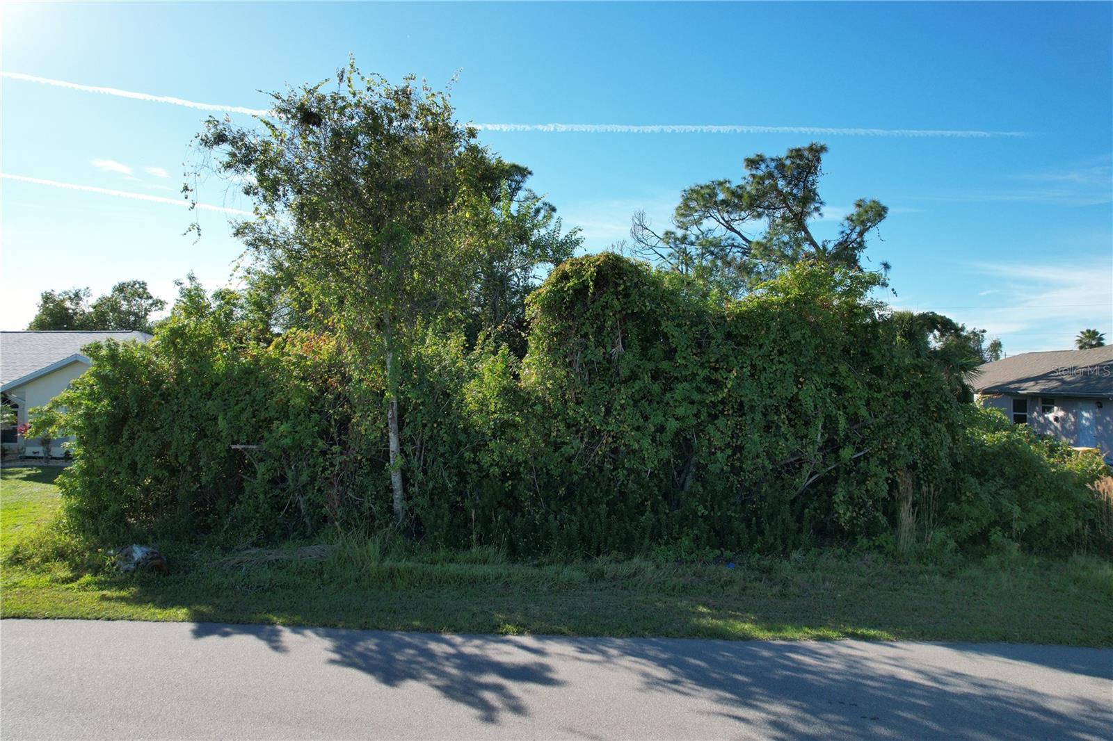 PORT CHARLOTTE SEC 015 - Land