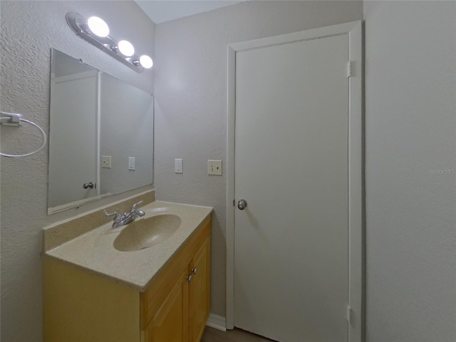 CITRUS POINTE UNIT 1 - Residential Lease