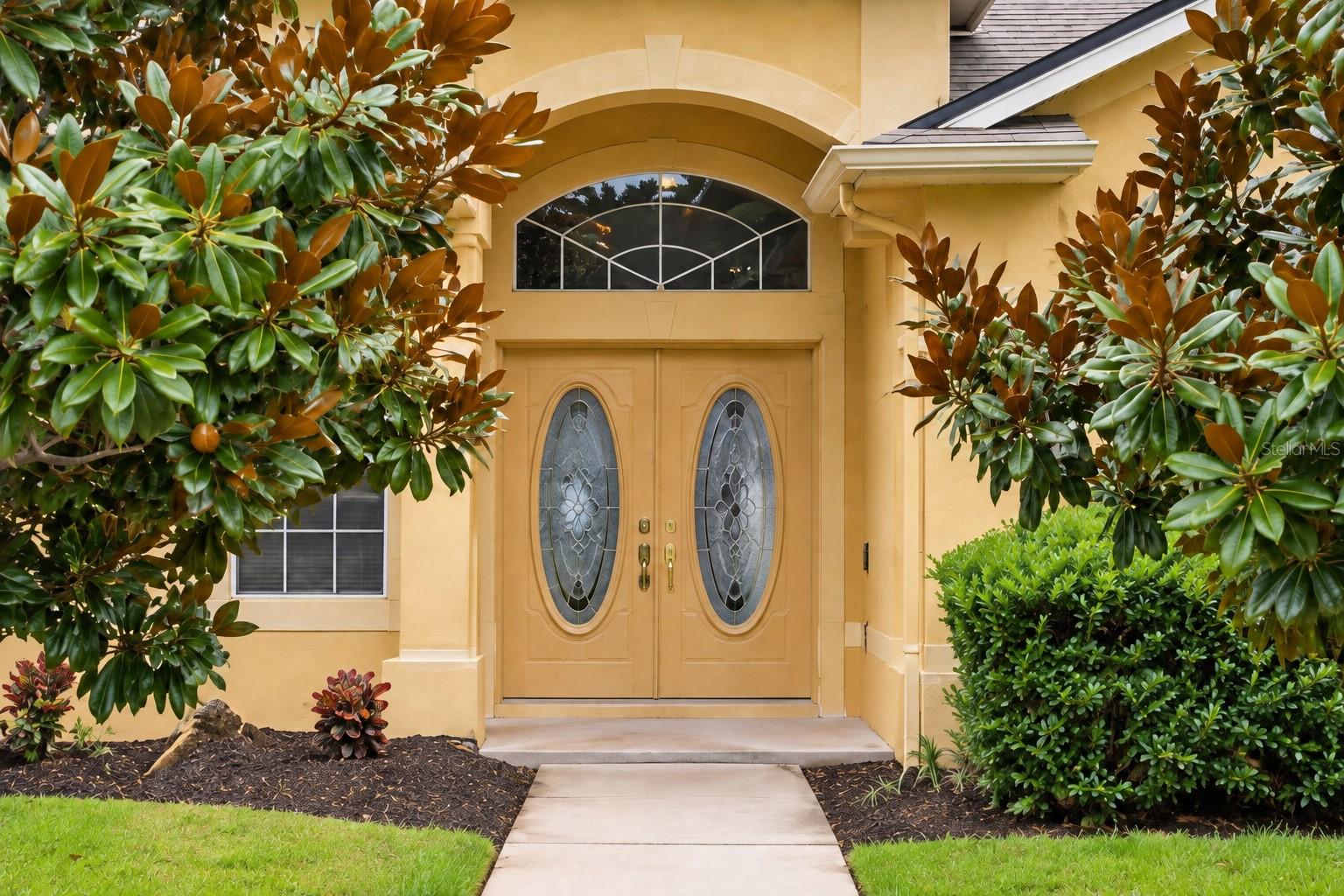 116 OAK GROVE CIRCLE