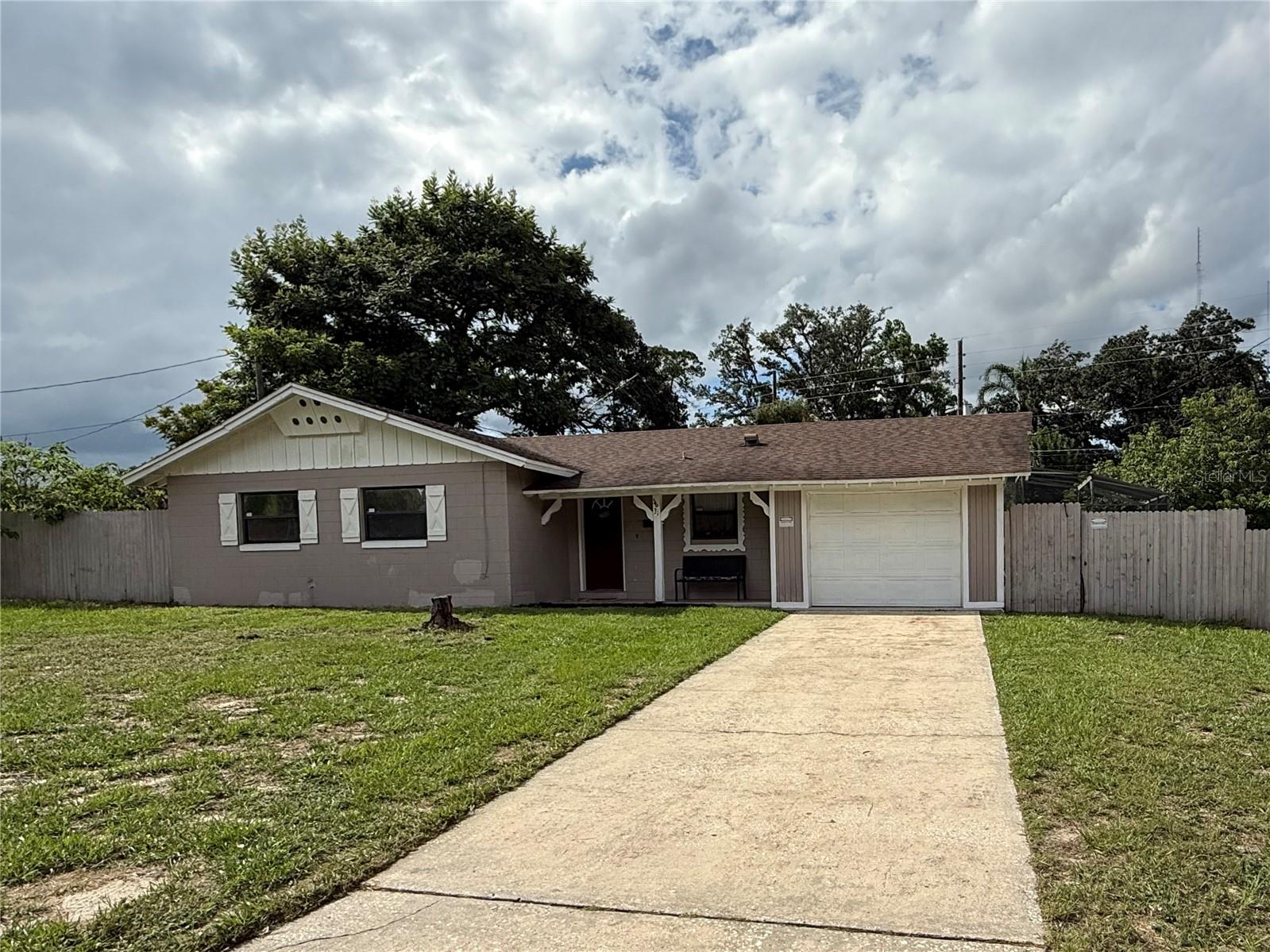 DON'T MISS THIS ONE. 3/1/1 POOL HOME CENTRALLY LOCATED IN ORLANDO. THIS COULD BE A GREAT INVESTMENT PROPERTY OR PERFECT FIXER UPPER FOR A OWNER OCCUPANT. THE BIG EXPENSIVE ITEMS HAVE BEEN DONE. THE ELECTRICAL PANEL HAS BEEN UPDATED, THE AC IS BRAND NEW AND THE ROOF WAS NEW IN 2019. THERE ARE NOT MANY POOL HOMES FOUND IN THIS PRICE RANGE. THIS HOME WILL NOT LAST LONG.
